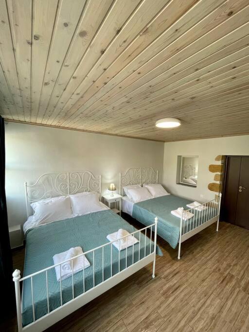 Villa Eftychia Serene Getaway With Hot Tub In A Quiet Location Kíssamos Exteriör bild